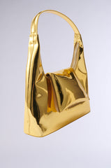 IN LONDON WITH IT PURSE