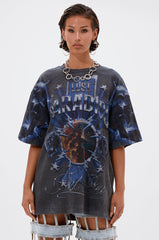 INSANE OVERSIZED TEE