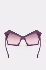 ON TREND SUNGLASSES