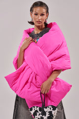 WRAPPED UP PUFFER SCARF IN PINK