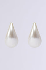 PEARLESCENT VIBES STATEMENT EARRING