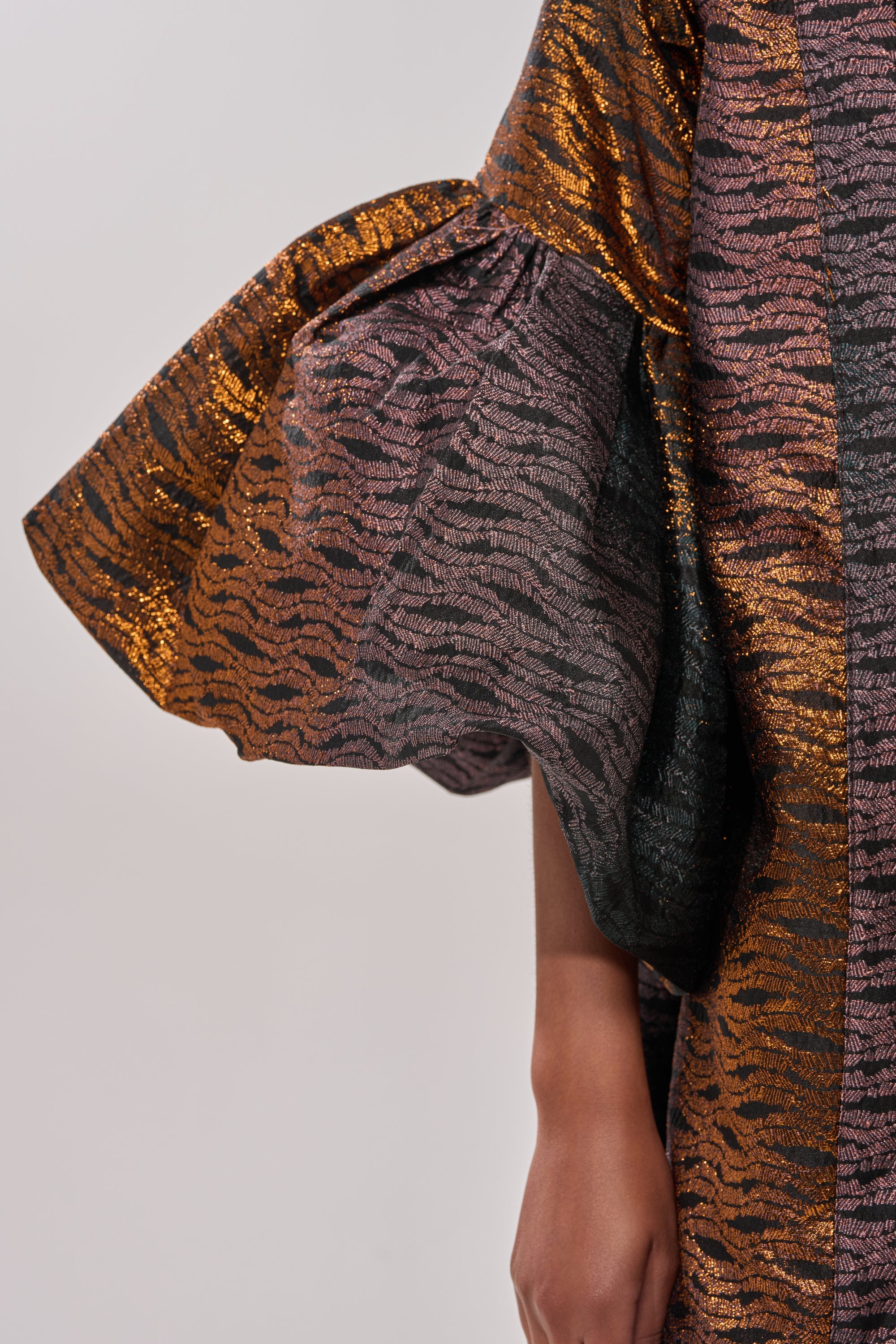 FLORENCE BROCADE PUFF SLEEVE DUSTER