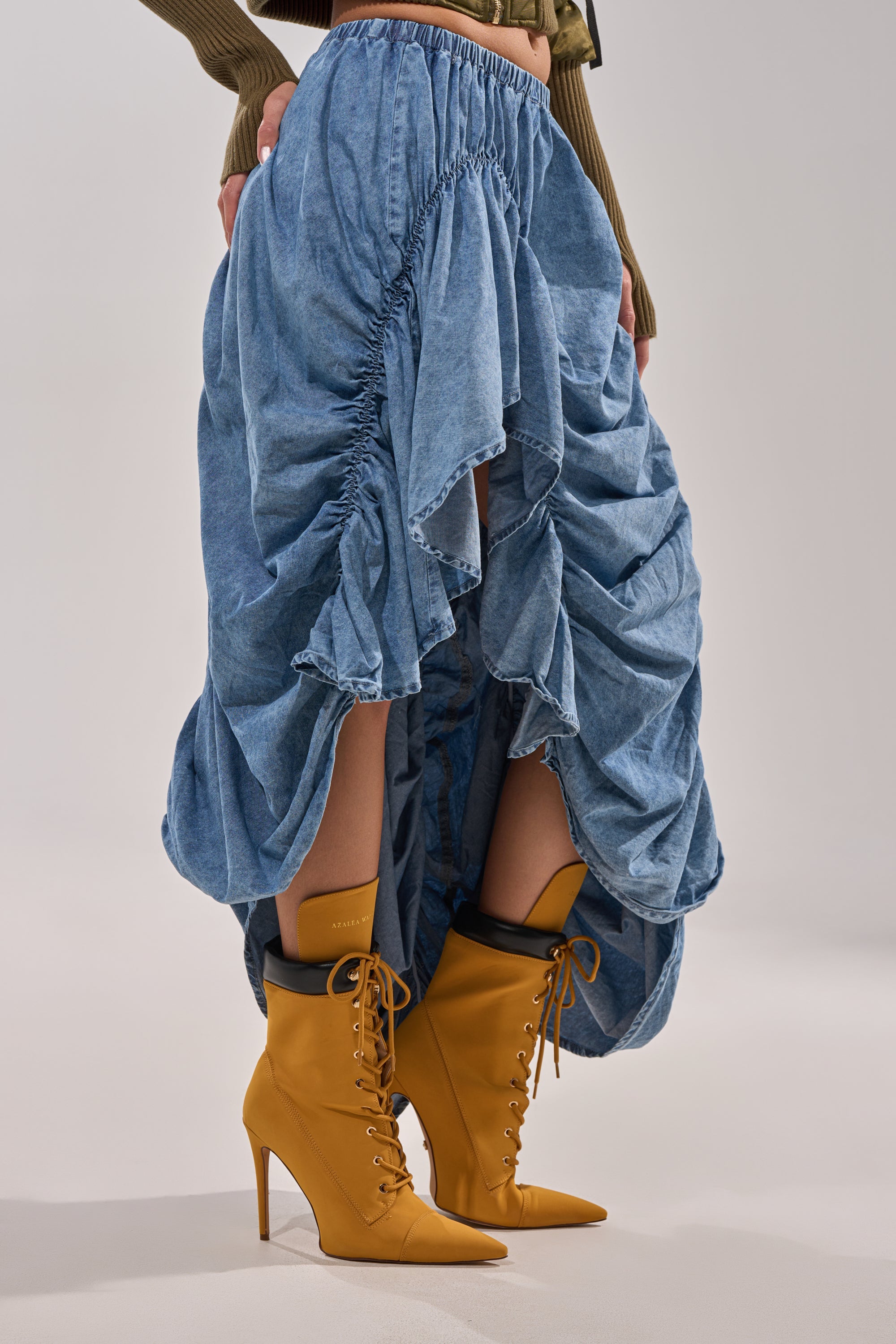 LETS CHANGE IT UP RUCHED MIDI SKIRT IN CHAMBRAY