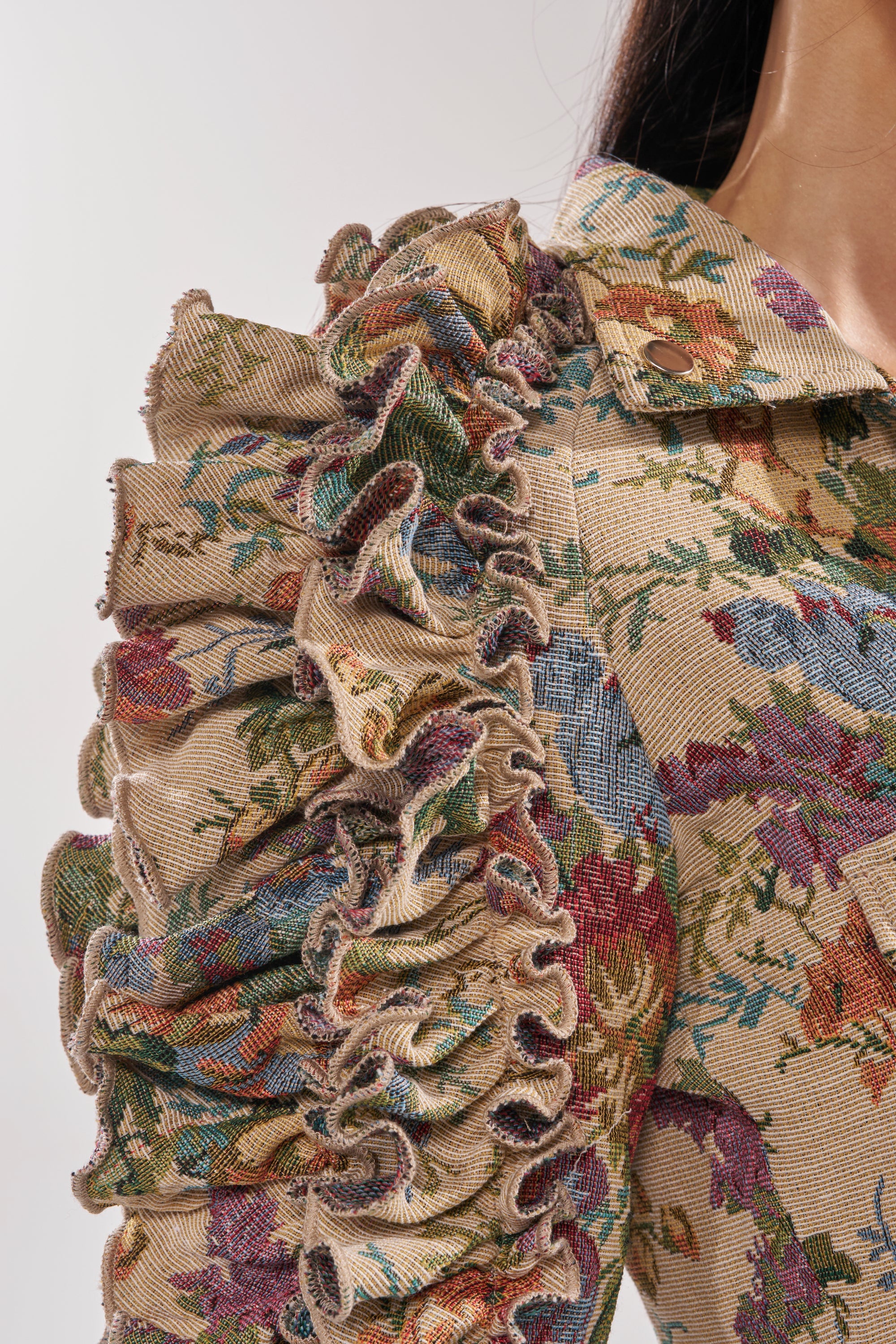 MAKE IT LOOK EASY TAPESTRY MOTO