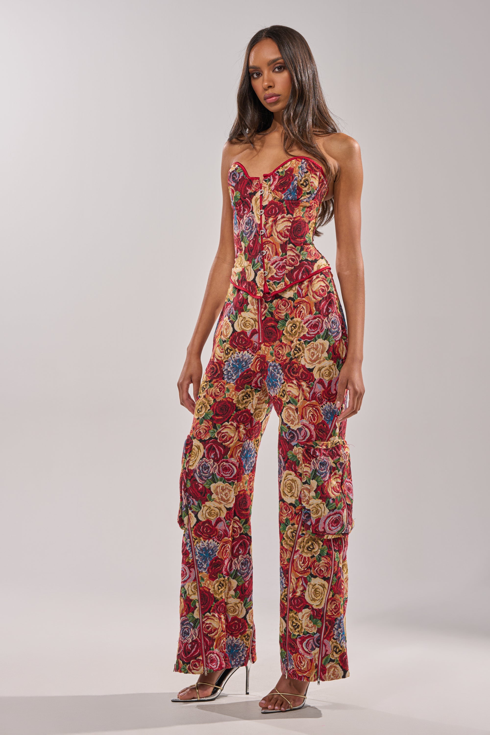 INTO THE THICK OF IT FLORAL CARGO PANT