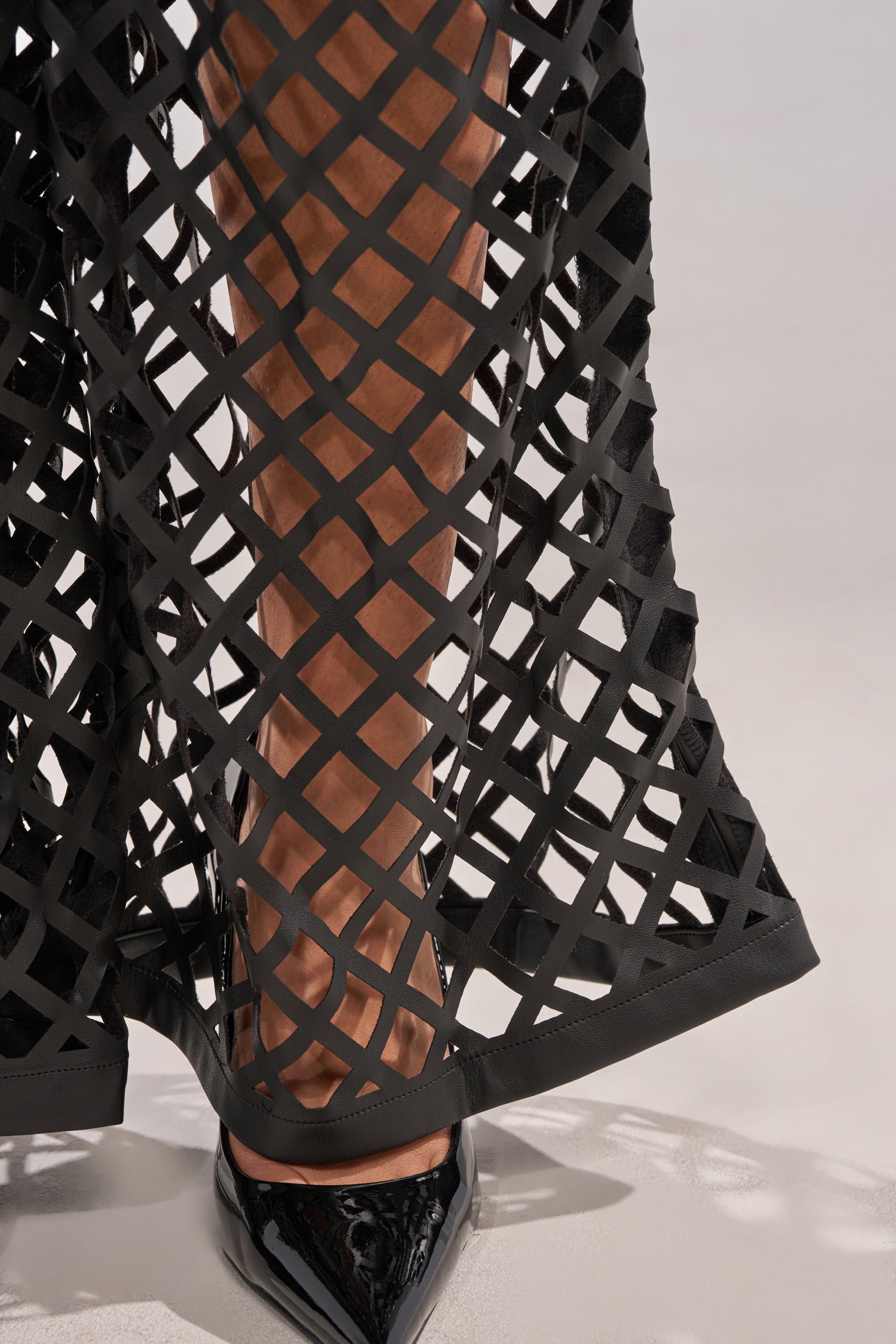 OPEN UP FAUX LEATHER TROUSER