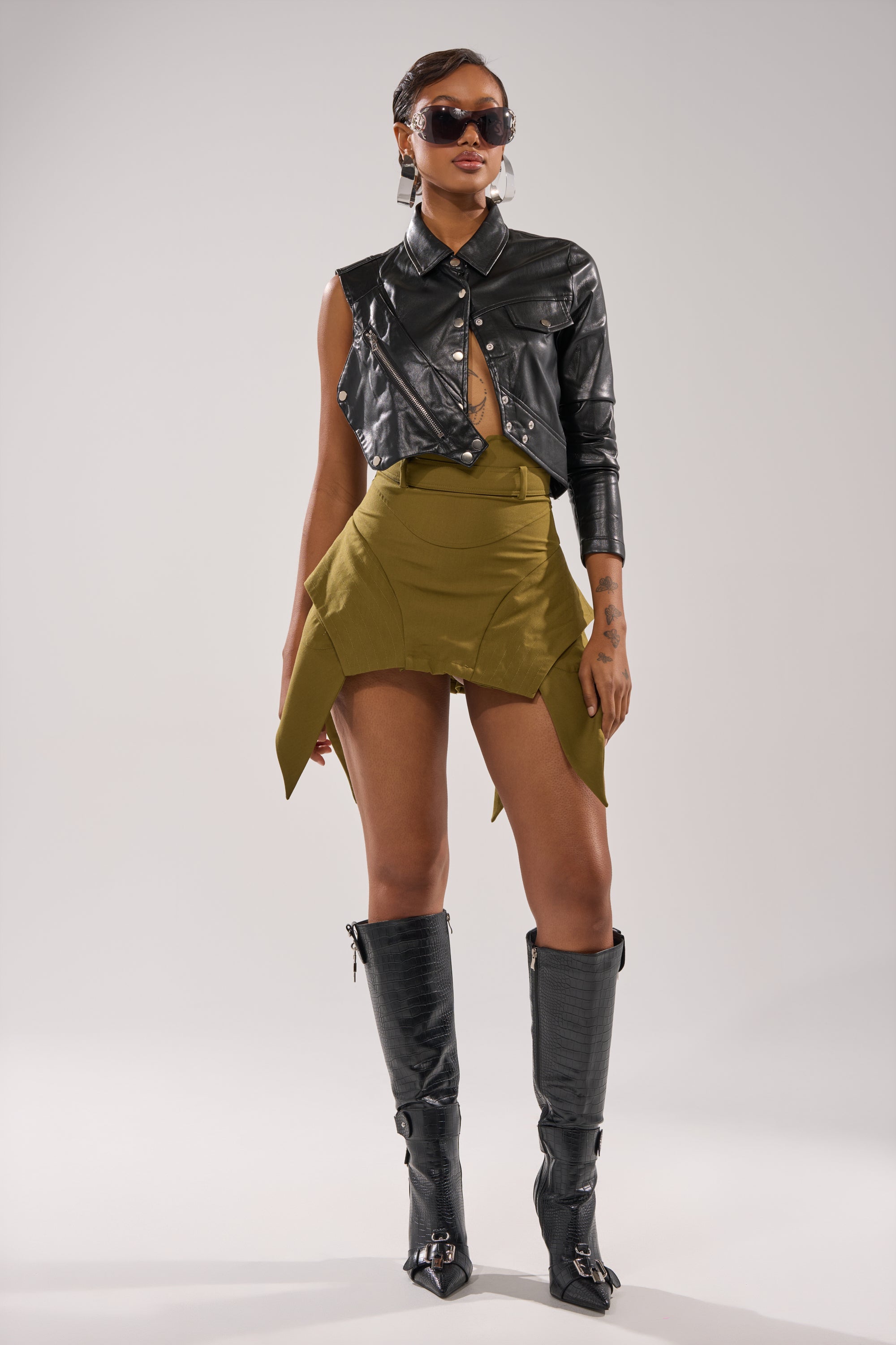 DONT LOOK BACK MINI SKIRT