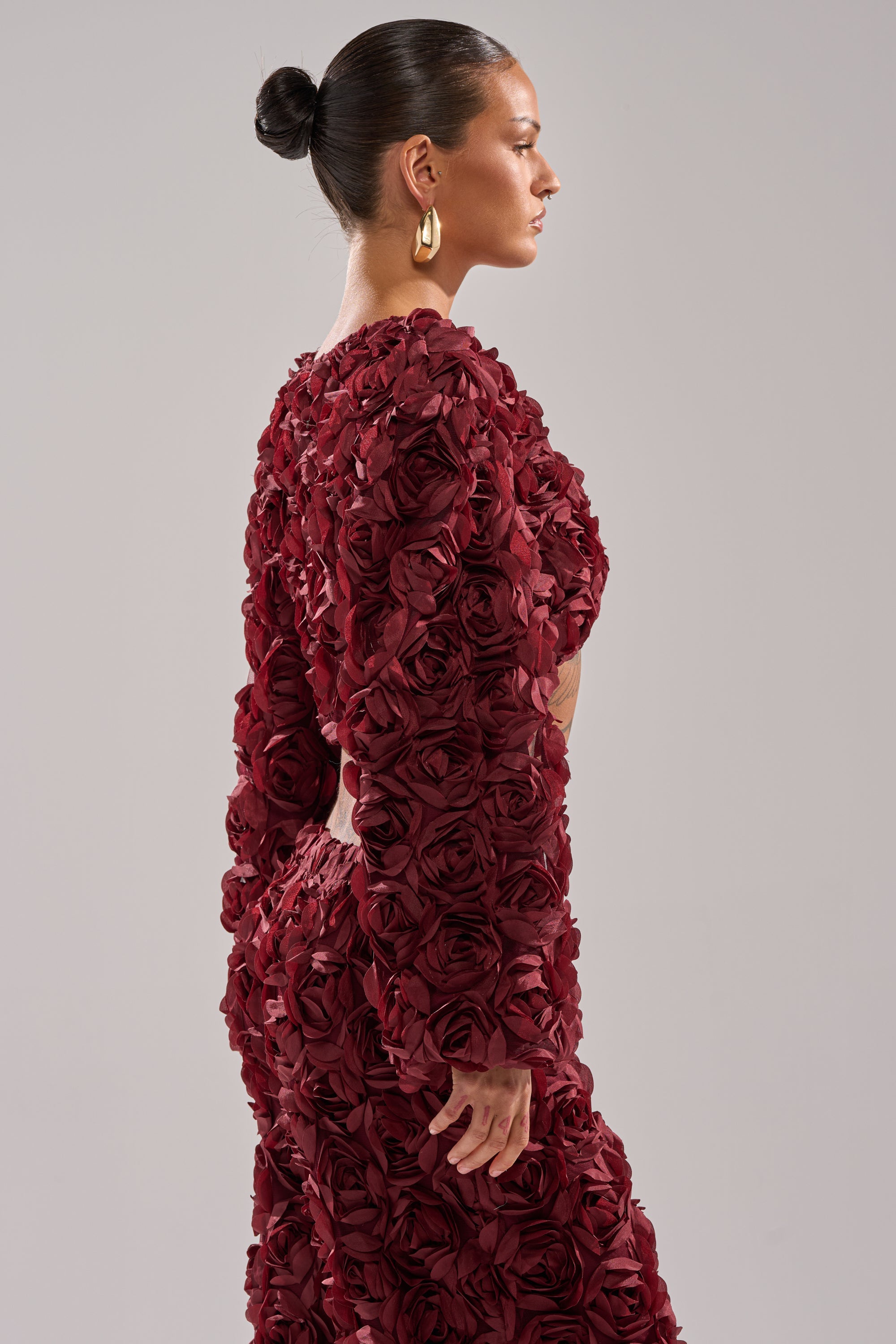 ROSE PETALS FLORAL SHRUG