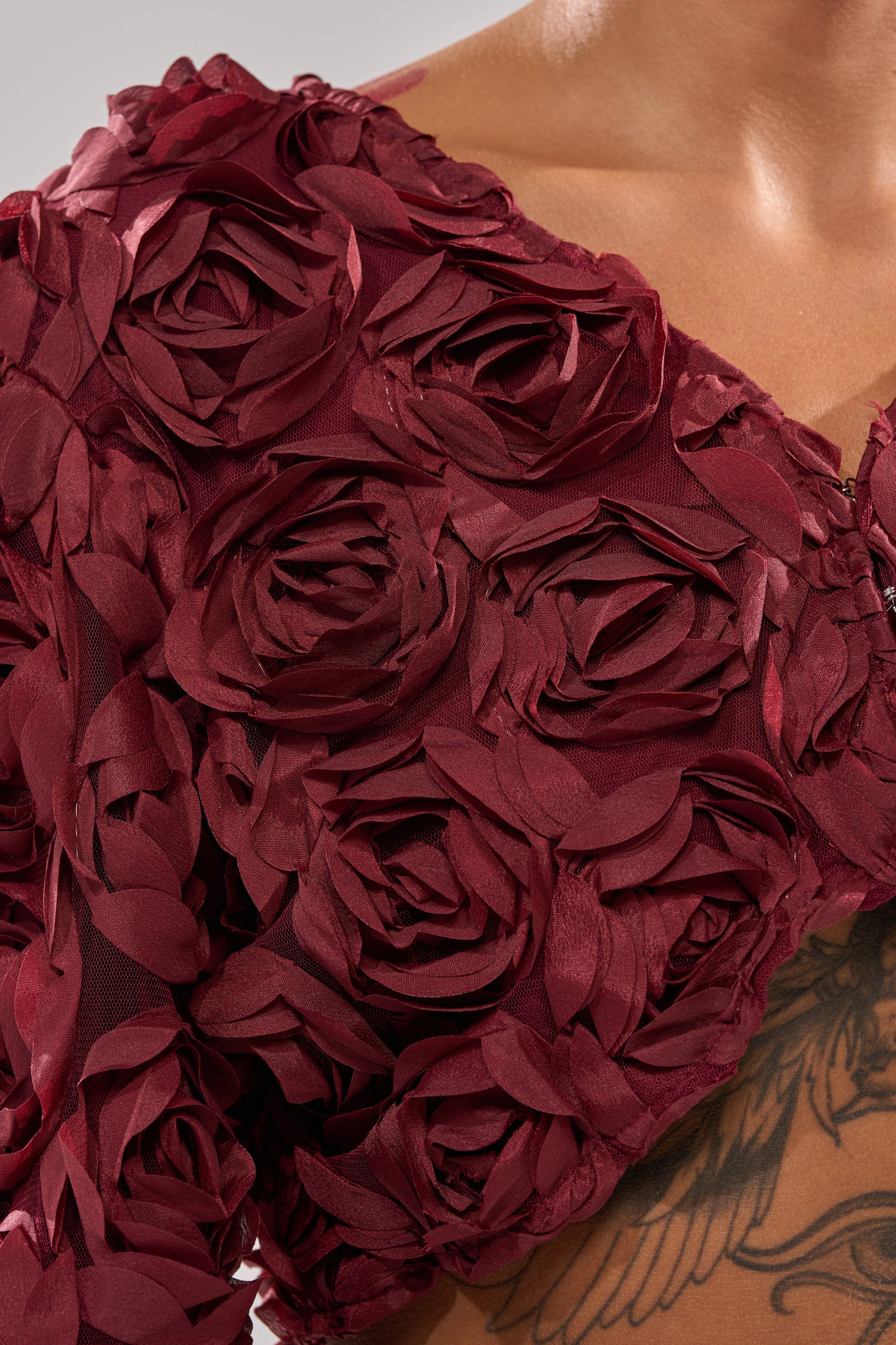 ROSE PETALS FLORAL SHRUG