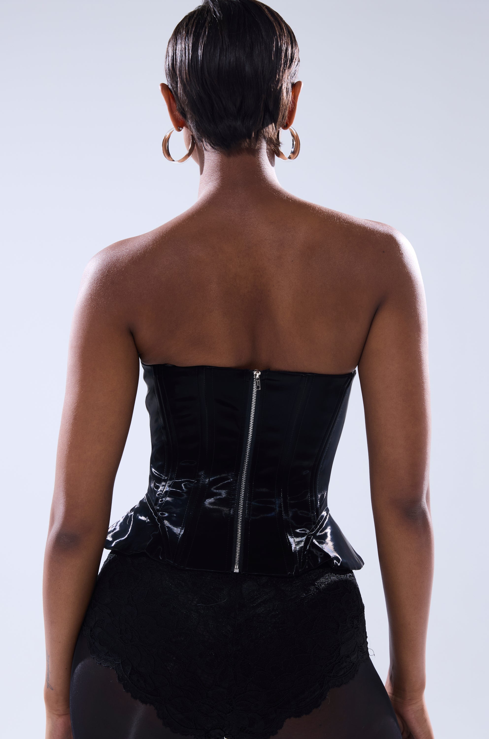 SMOOTH TRANSITION LACE UP CORSET