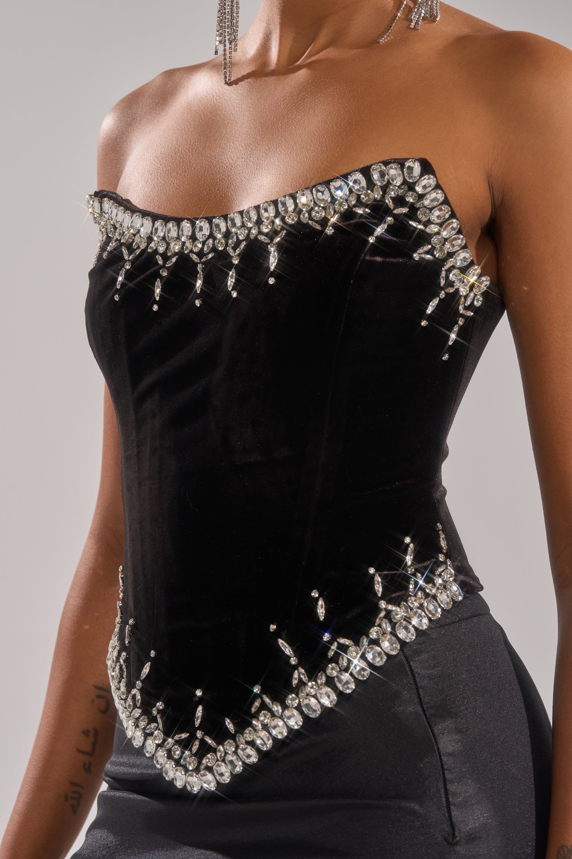 LUX LIFE CORSET IN BLACK