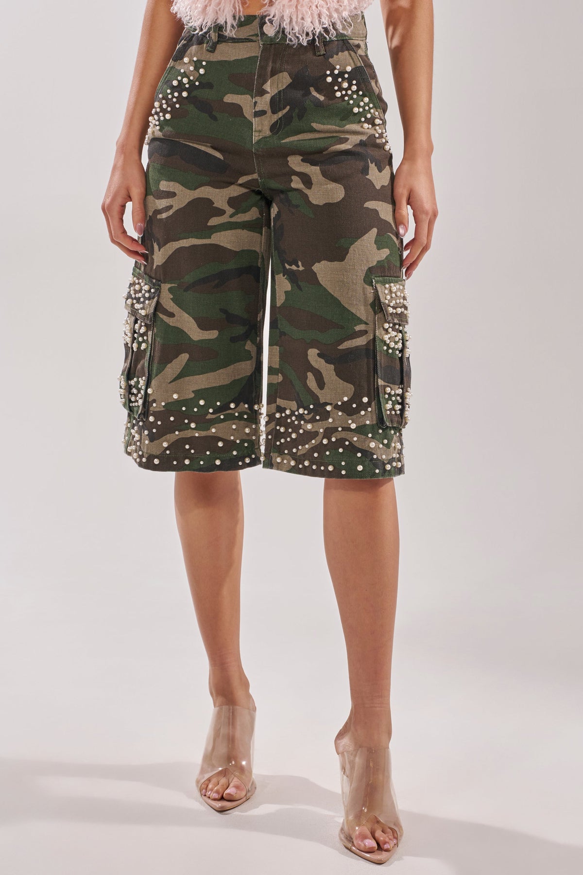 LUXURIOUS CAMO BERMUDA CARGO SHORTS