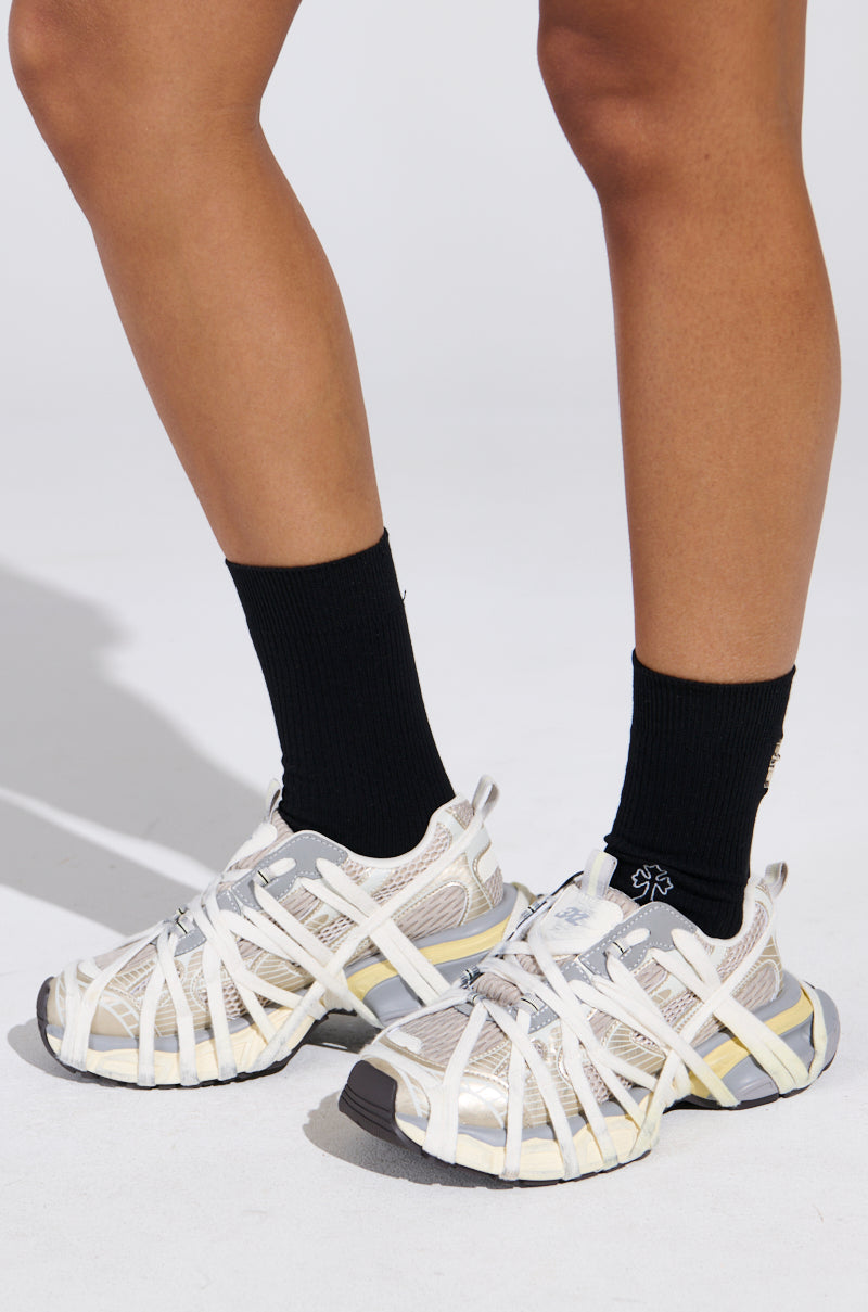 COZY CROSS SOCKS