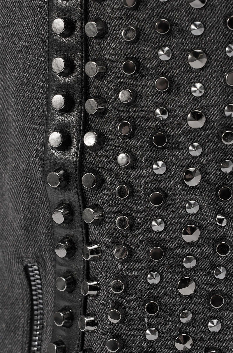 AZALEA WANG AGUSTUE BLACK STUDDED WESTERN BOOT
