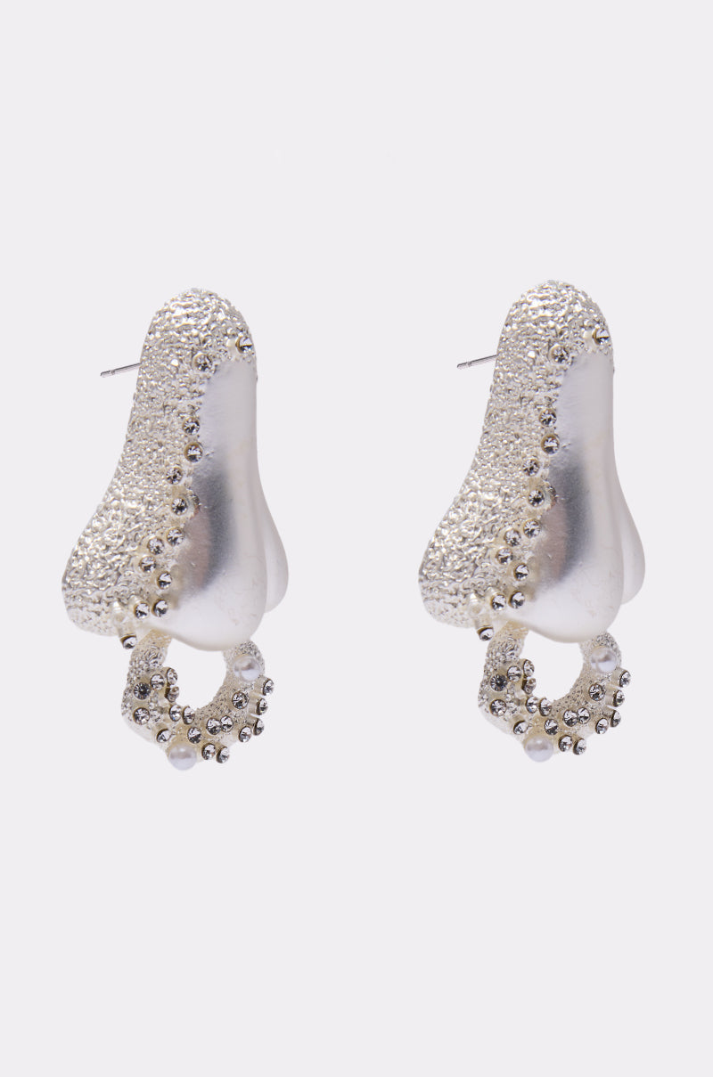 SMELLS LIKE FASHION EARRING
