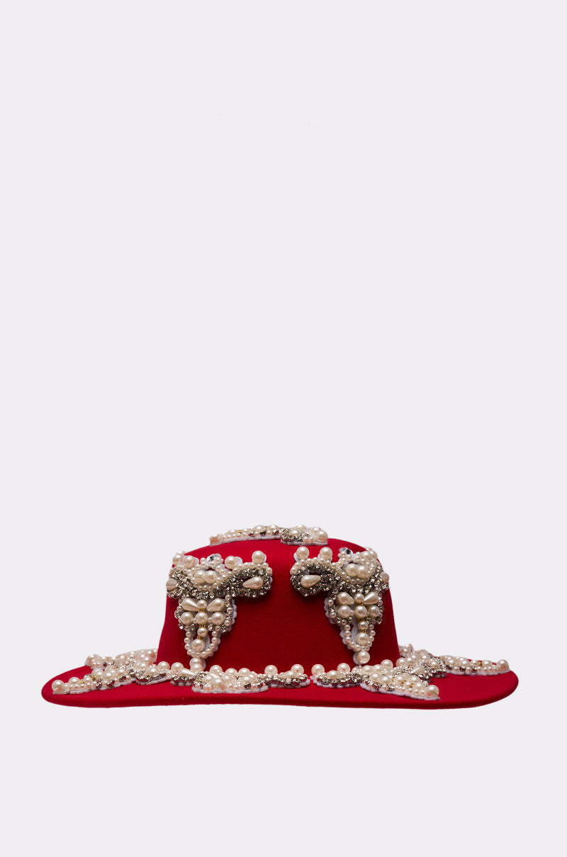 EDITORS PICK APPLIQUE BRIM HAT