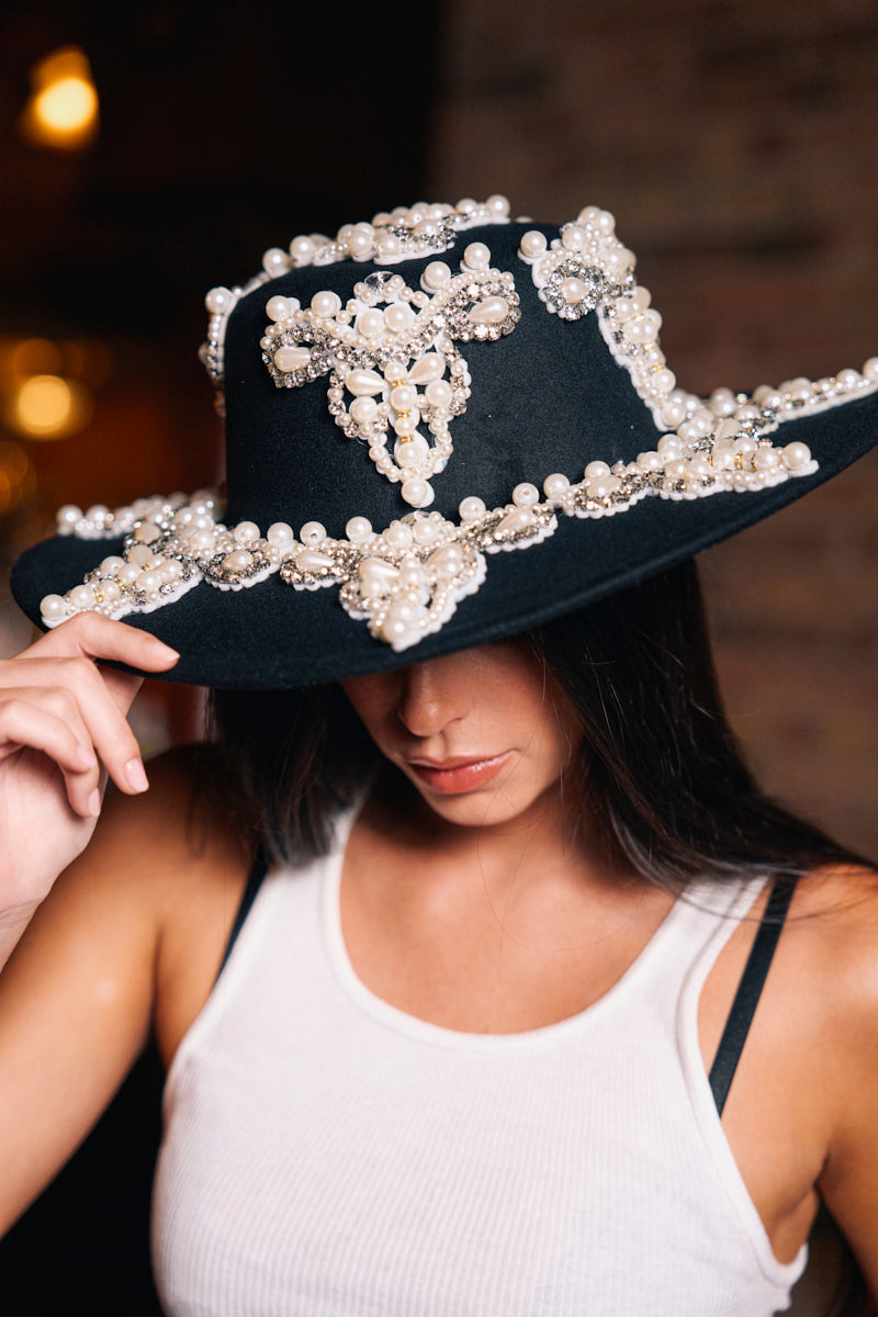 PEARL PLEASE EMBELLISHED BRIM HAT
