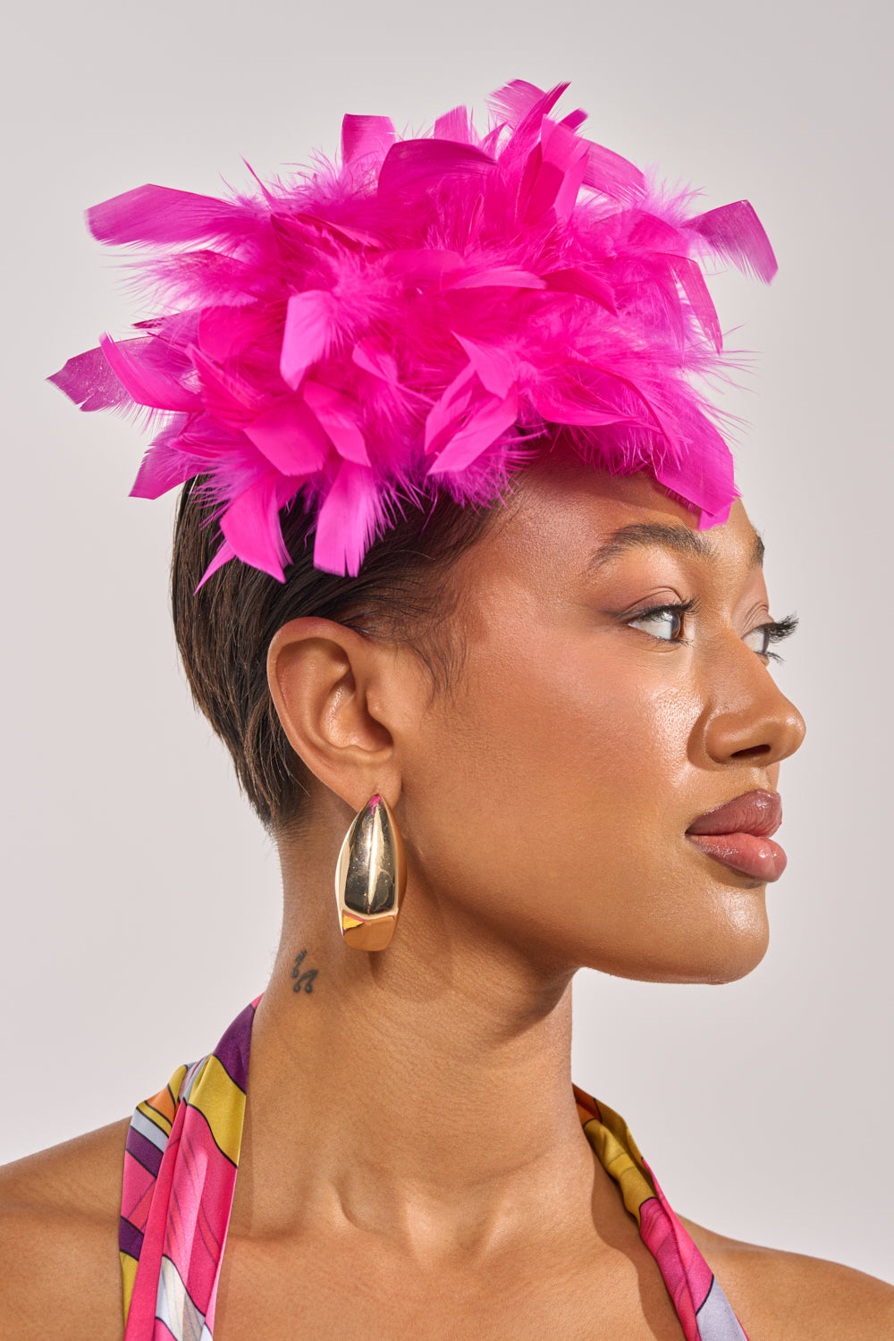 AT BRUNCH FEATHER BROOCH