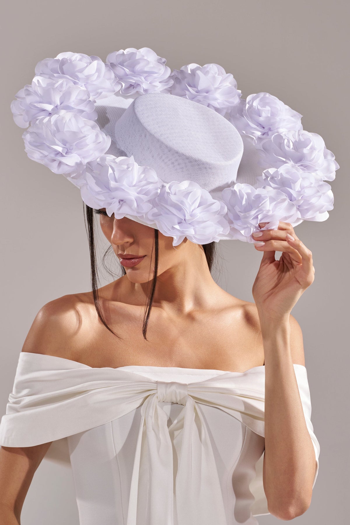 ROSEY CLIP ON HAT IN WHITE