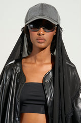 TRINA VEIL SNAPBACK