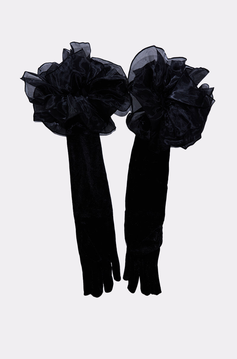 AT THE GALA BLACK VELVET GLOVES