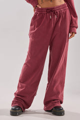 LACED UP FOR GOOD JOGGER IN PLUM