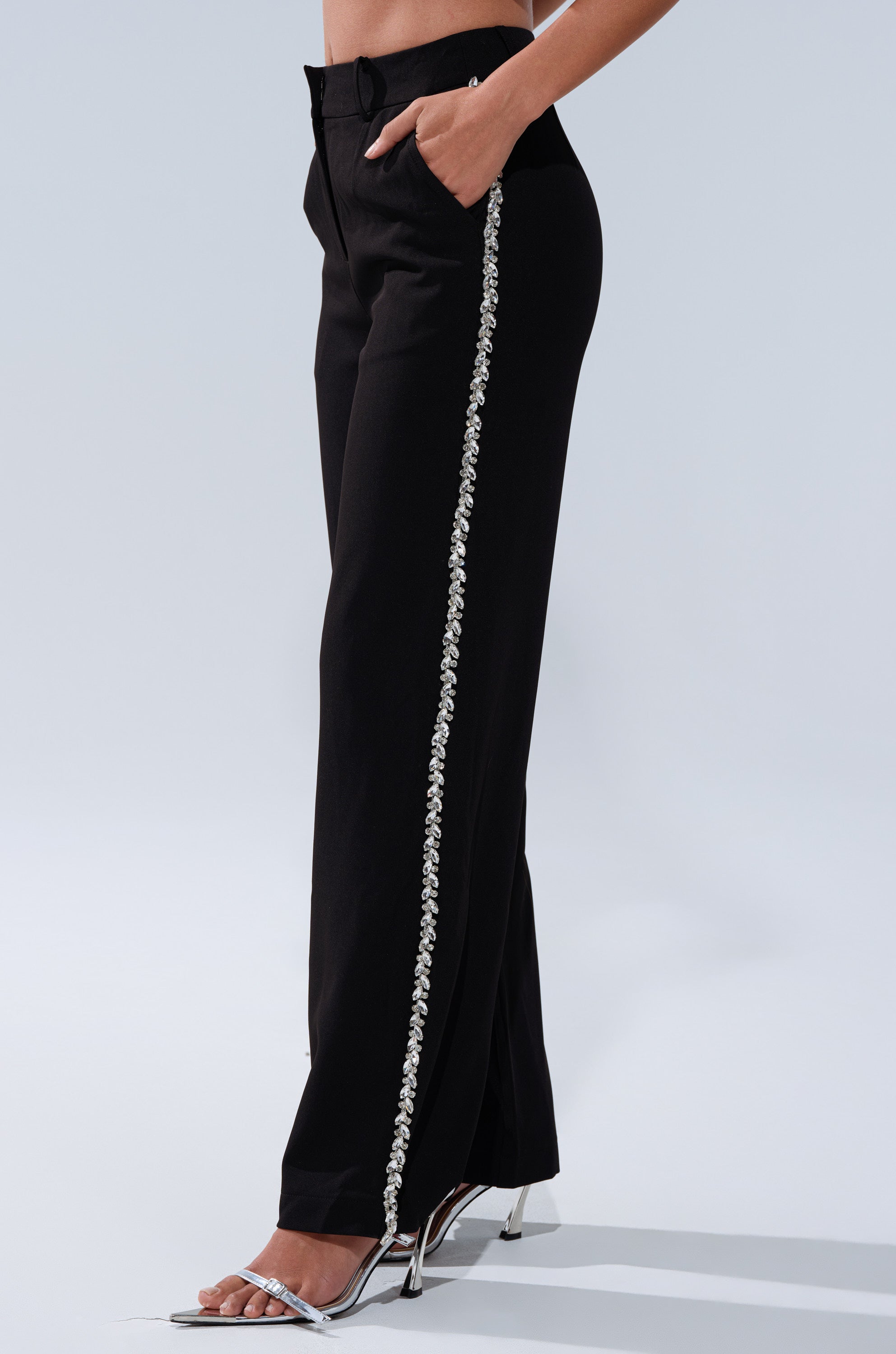 TALK TO ME TROUSER WITH RHINESTONE