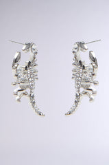 CLAWS UP EARRING