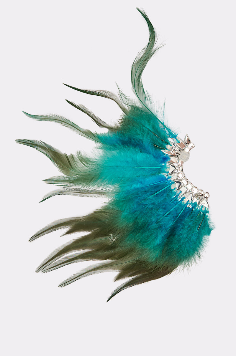 FLY AWAY EARRING