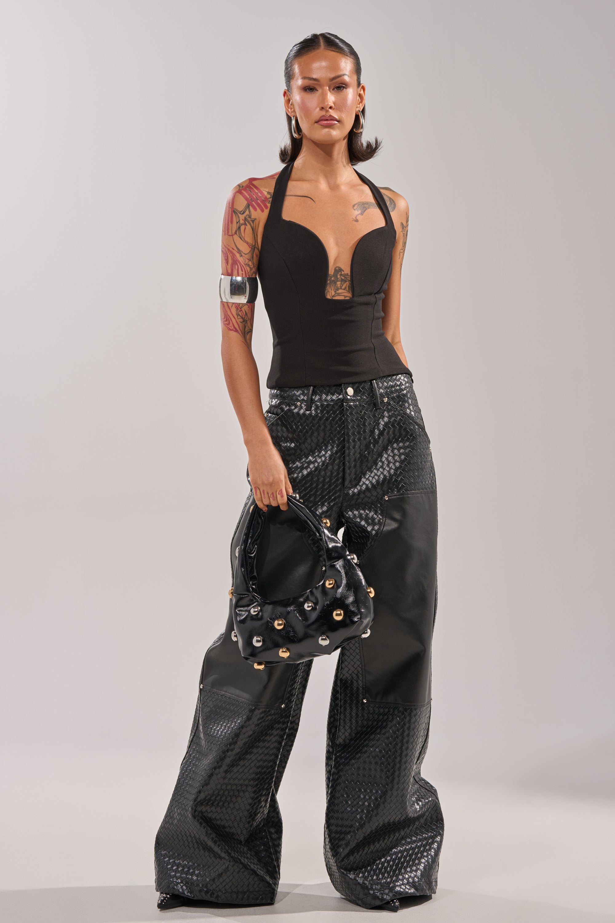 TRY ME HALTER TOP IN BLACK