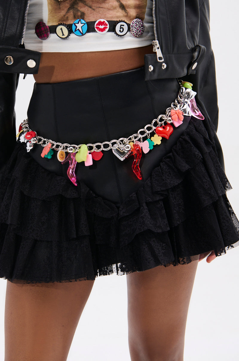 CINDY MULTI CHARM CHAIN BELT