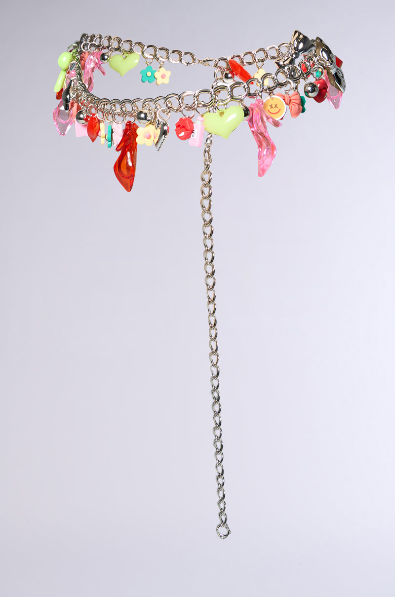 CINDY MULTI CHARM CHAIN BELT