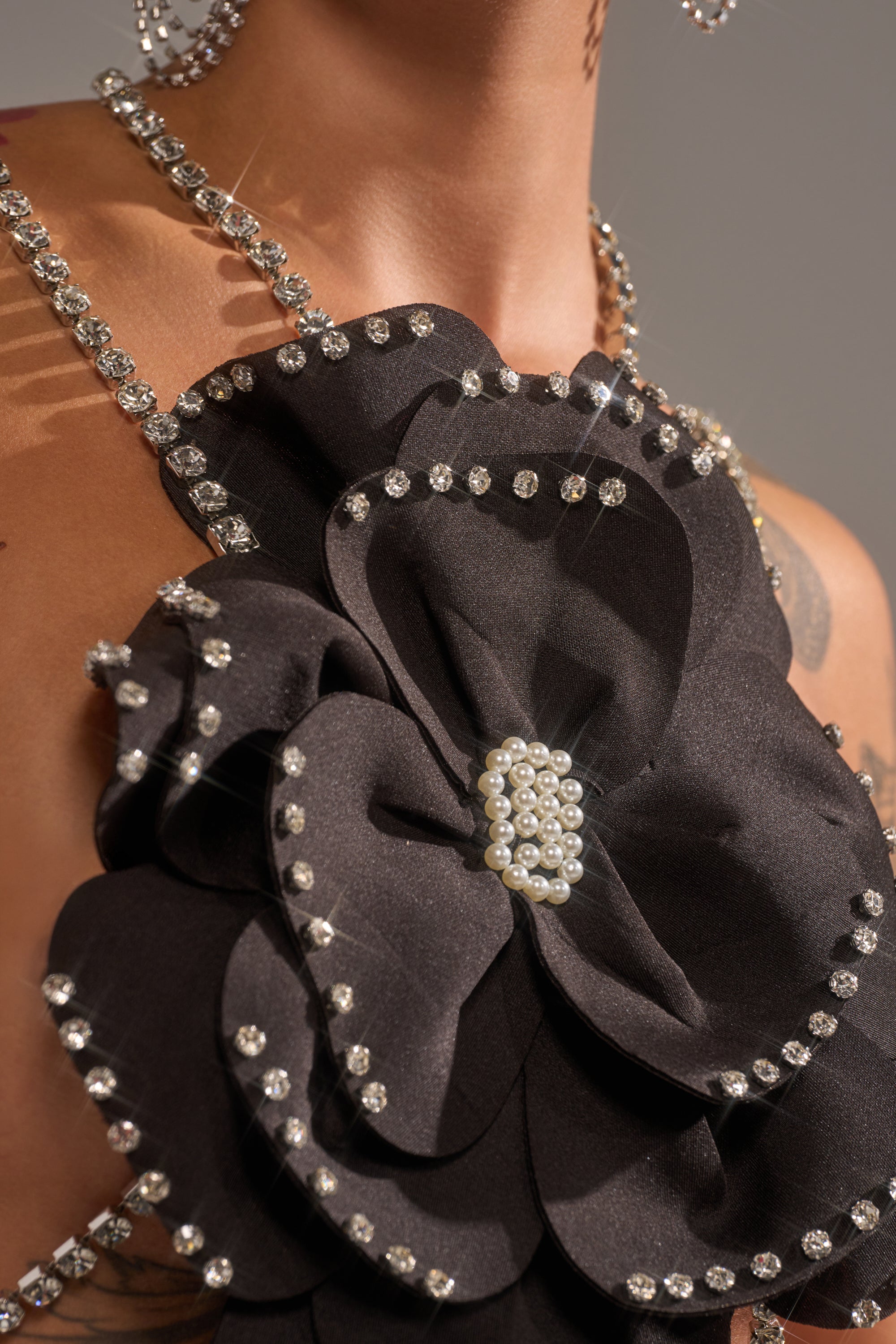 LET ME BLOOM BODY CHAIN