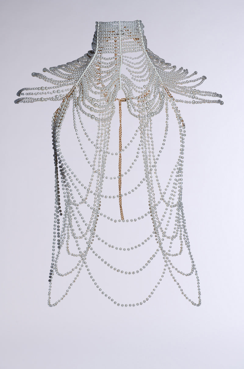 FEELIN DEMURE BODY CHAIN
