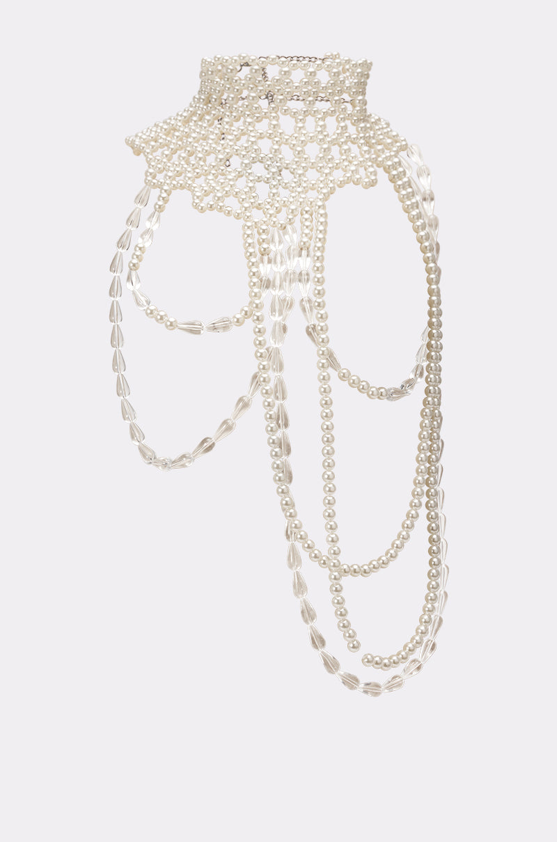ELEGANCE IS ME STATEMENT NECKLACE