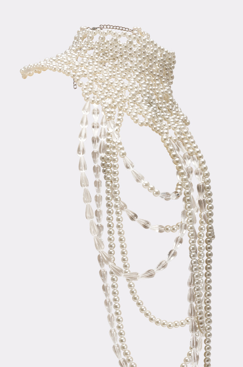 ELEGANCE IS ME STATEMENT NECKLACE