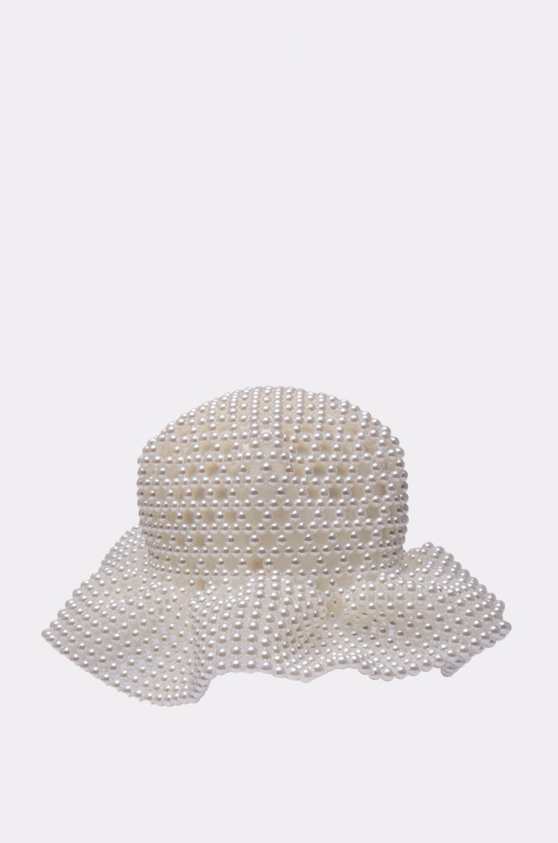 PEARL DREAMS BUCKET HAT
