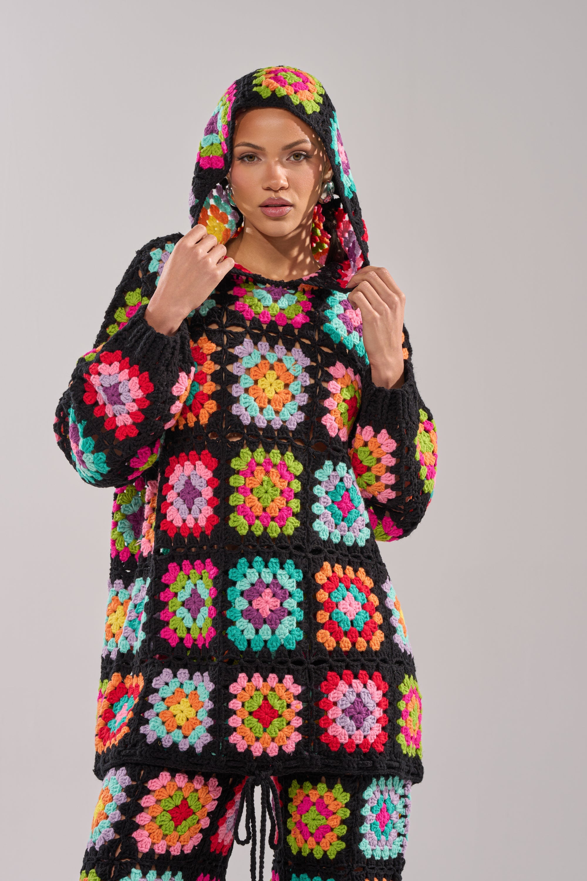 FESTIVAL GIRLY OVERSIZED CROCHET SWEATSHIRT IN MULTI