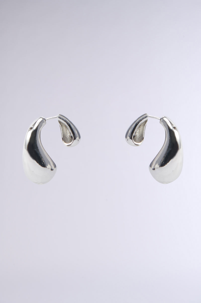 HOT GIRL EARRING