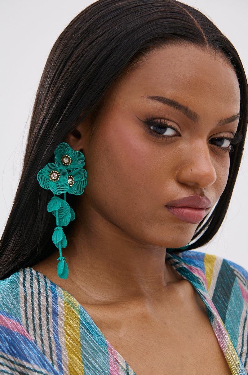 TOTEALLY EARRING