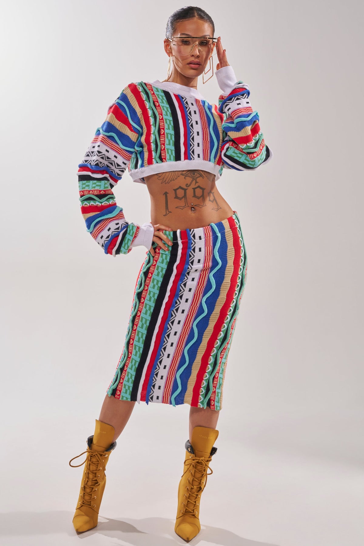 FEELING THE VIBES MAXI SKIRT