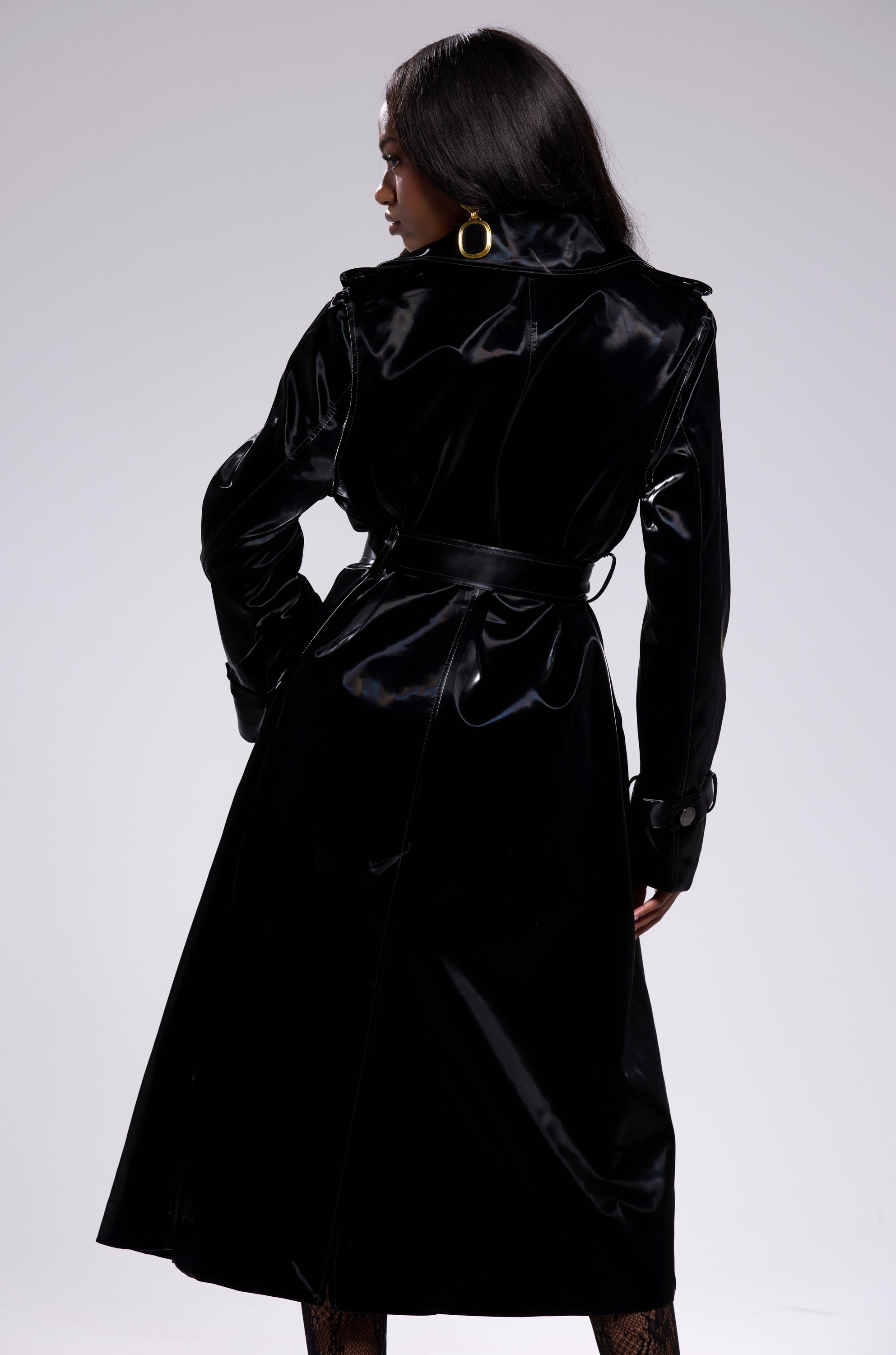 ONYX LIQUID VELVET TRENCH
