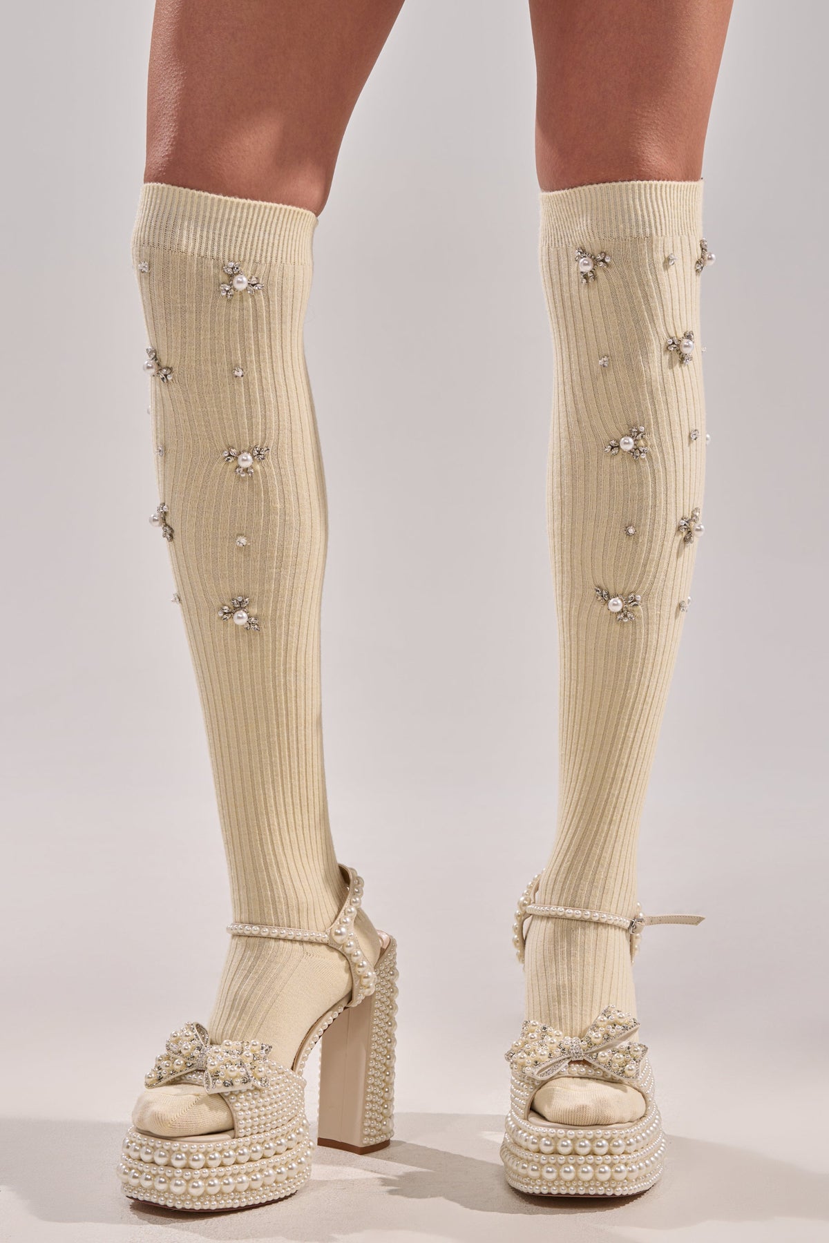 COCO EMBELLISHED SOCKS IN CREAM
