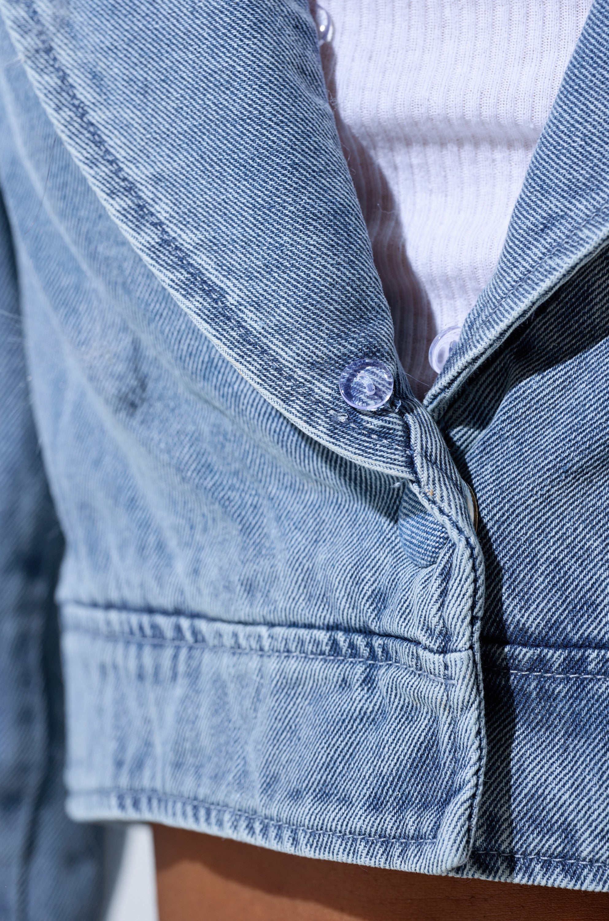 GISELE CROP DENIM BLAZER