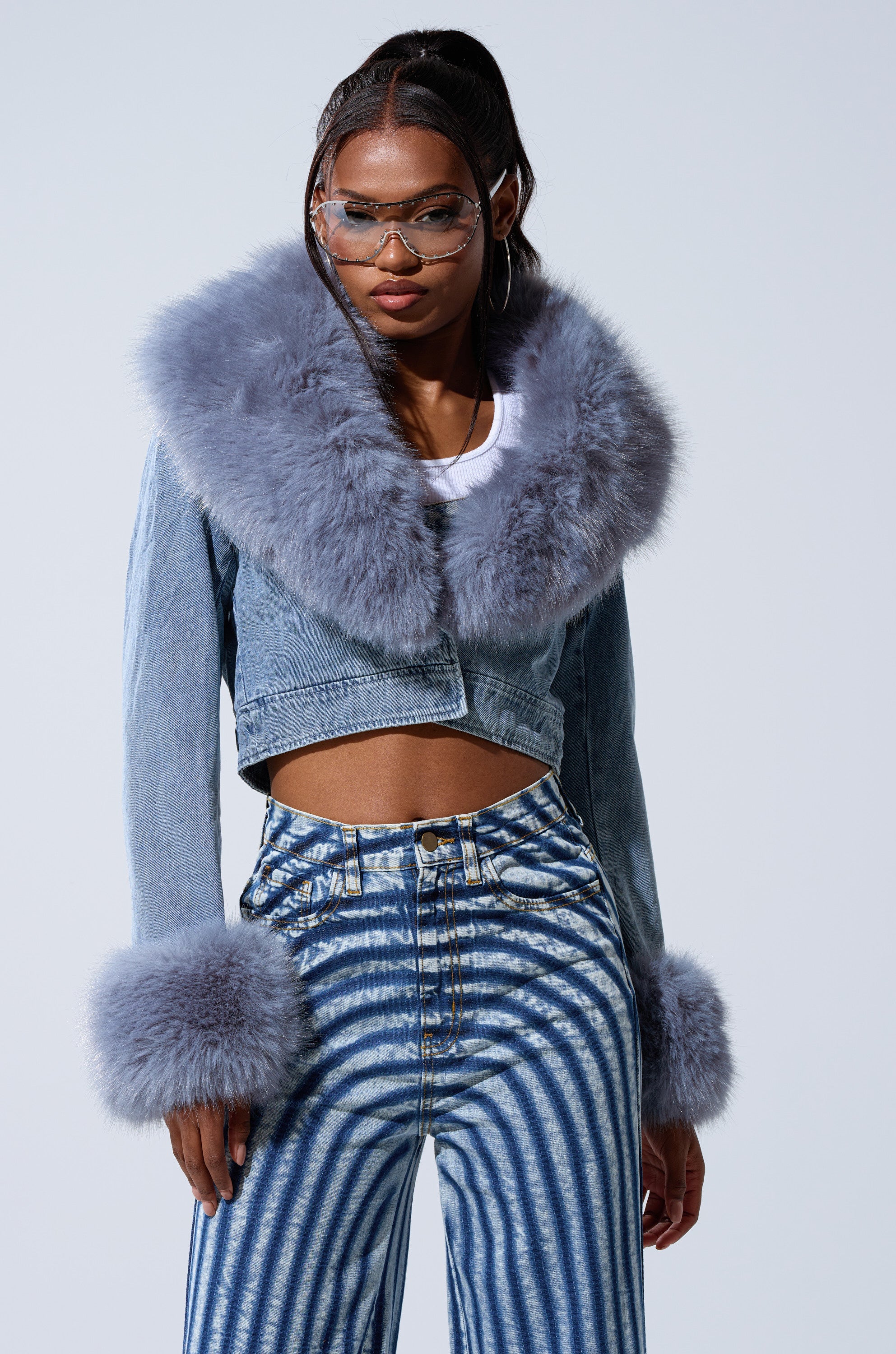 GISELE CROP DENIM BLAZER