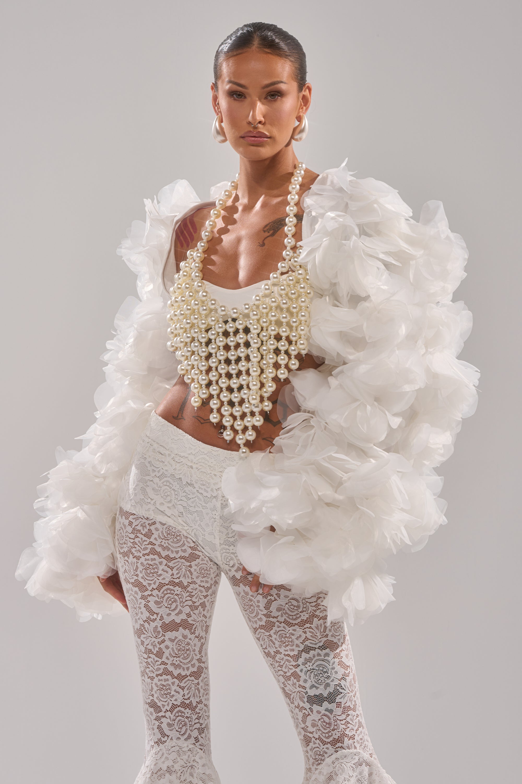 CHIARA FLORAL SHRUG
