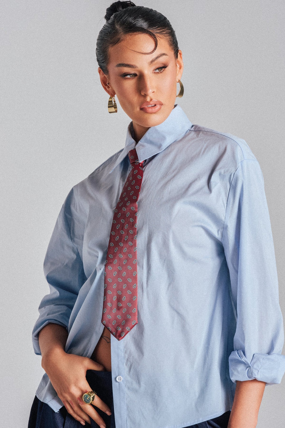 BUSINESS IN THE FRONT BUTTON DOWN
