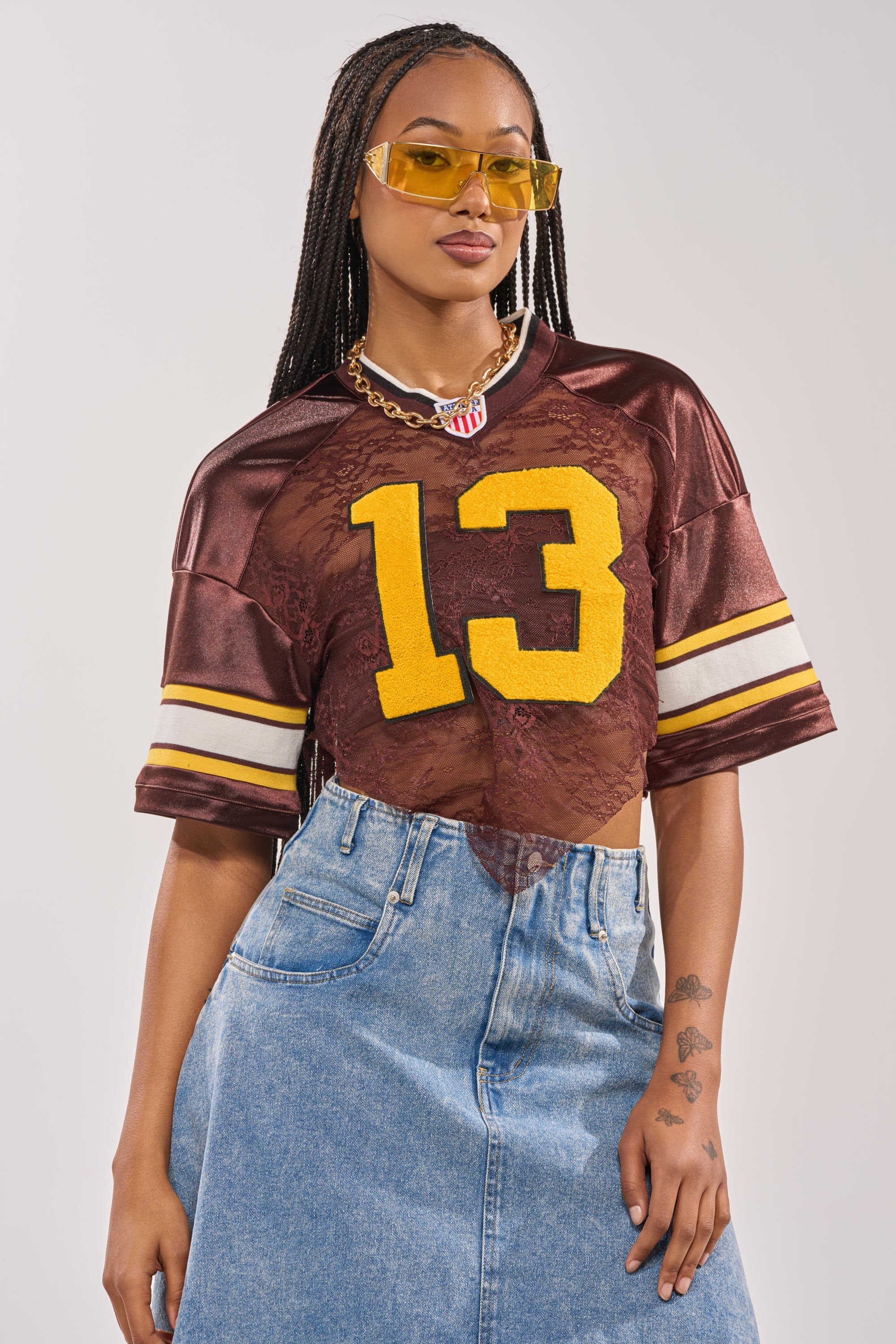 LUCKY LACE JERSEY TOP IN BROWN