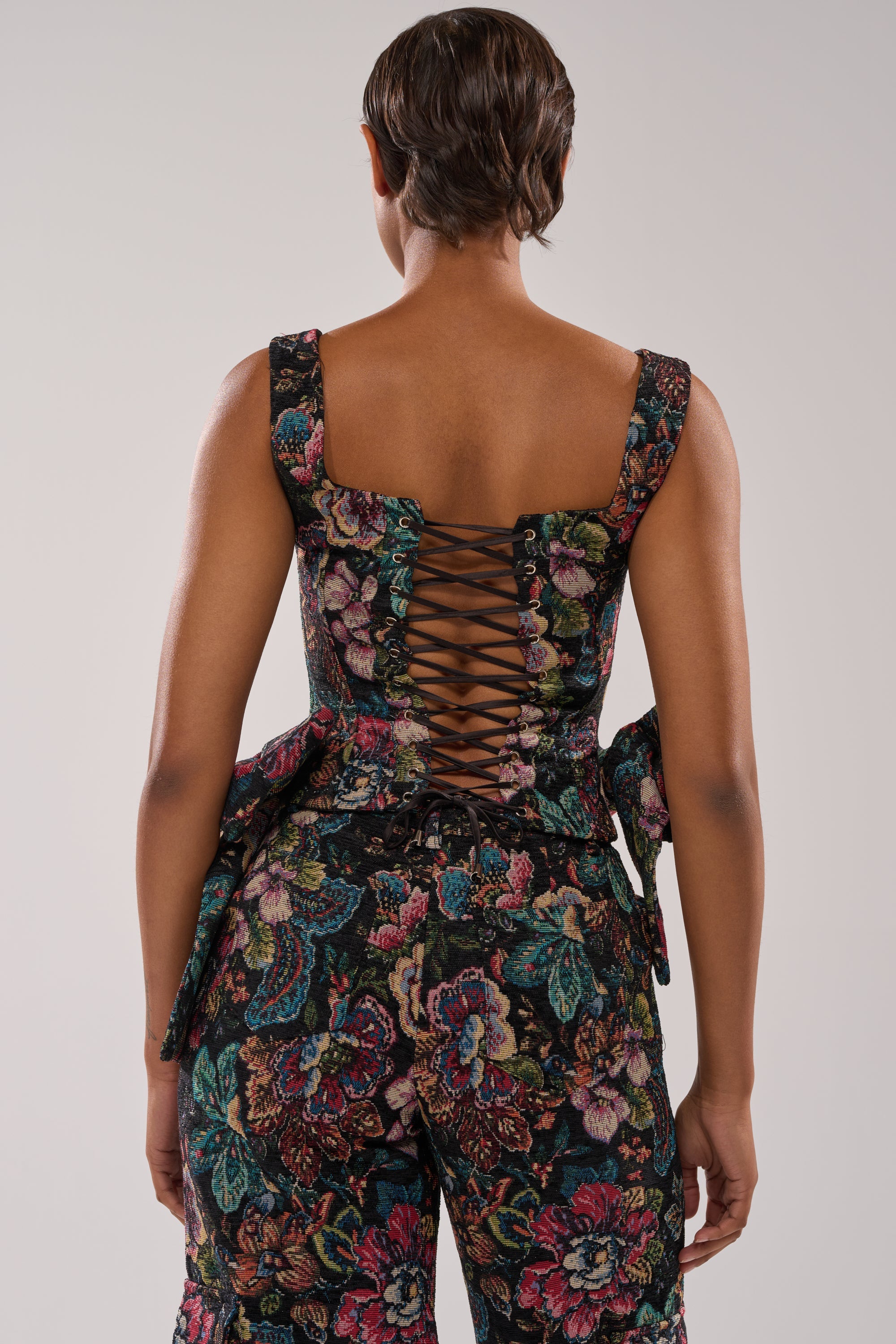 PRETTY LITTLE LADY BROCADE CORSET