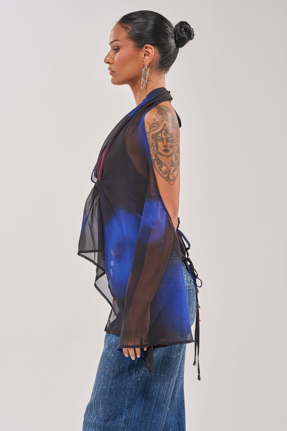 FLY AWAY TIE FRONT BLOUSE